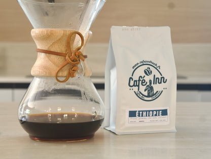 Sachet de café Éthiopie Tero Kebele Café Inn, vue de trois quarts